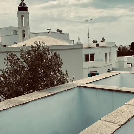 4 Person House In Heart Of Island Тинос